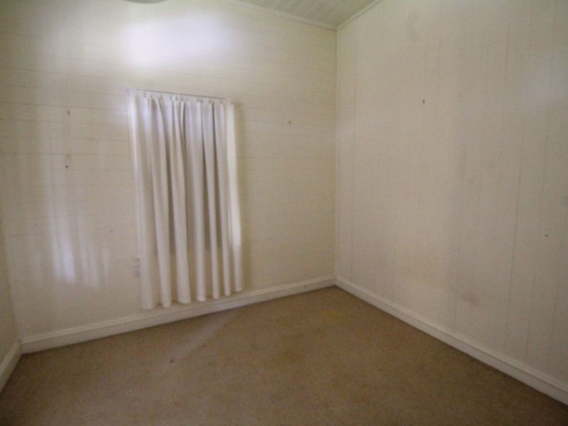 53 Highland Street, Esk QLD 4312