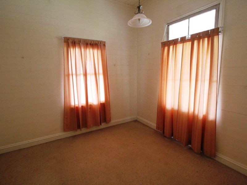 53 Highland Street, Esk QLD 4312