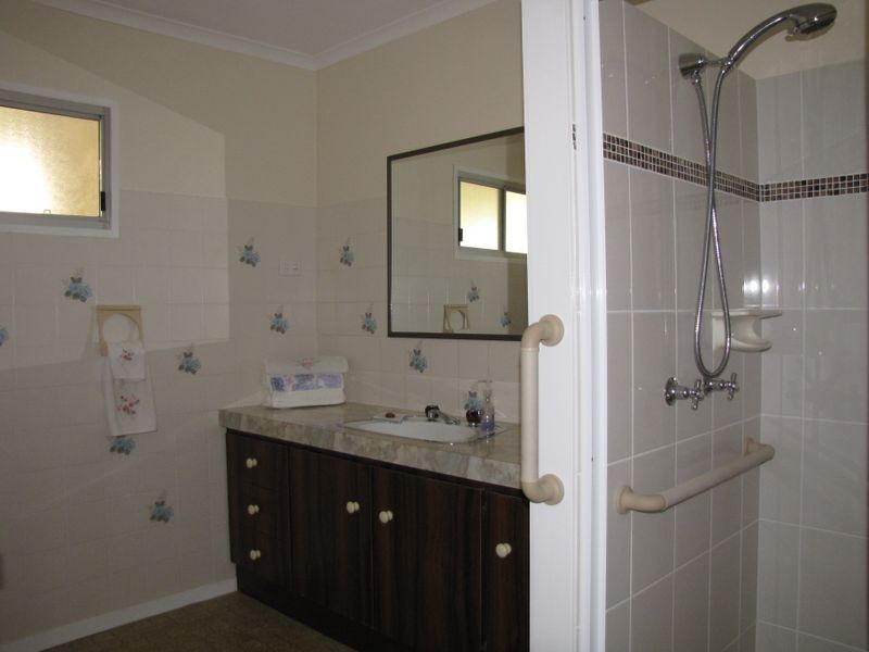 6 Alexandra Street, Toogoolawah QLD 4313