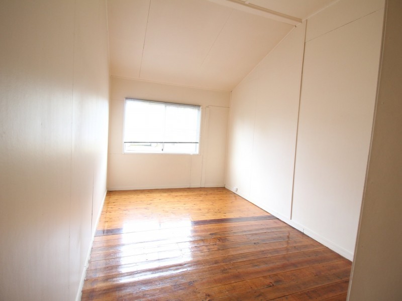 1a Pryde Street, Esk QLD 4312