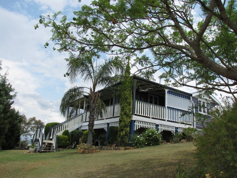 215 Wolffs Lane, Mount Beppo QLD 4313