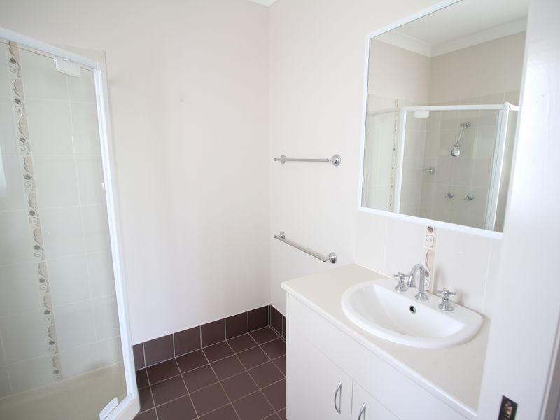 5 East Street, Esk QLD 4312