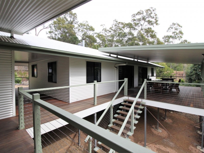 159 Highland Street, Esk QLD 4312