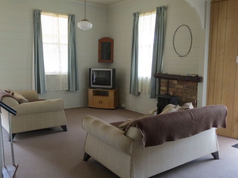 2 Cedar Avenue, Esk QLD 4312