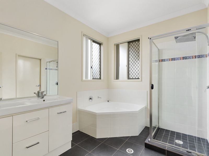 59 Twin Lakes Drive, Coominya QLD 4311