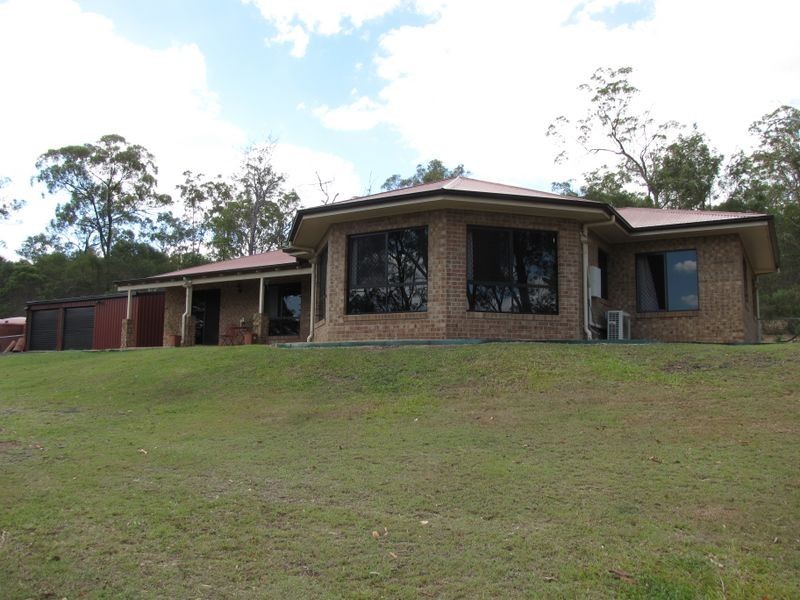 120 Edinburgh Drive, Esk QLD 4312