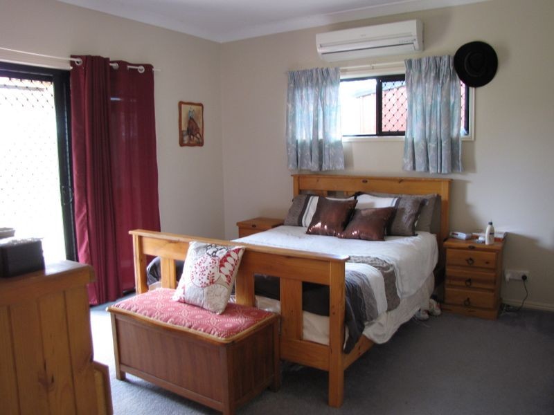 120 Edinburgh Drive, Esk QLD 4312