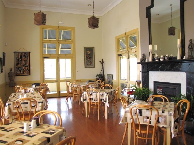 Brisbane Valley Highway, Wivenhoe Pocket QLD 4306