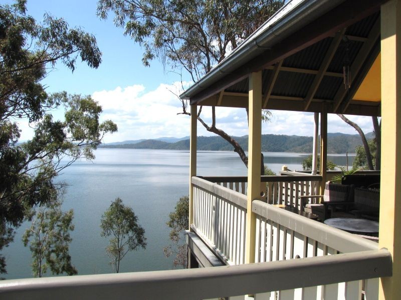 Brisbane Valley Highway, Wivenhoe Pocket QLD 4306