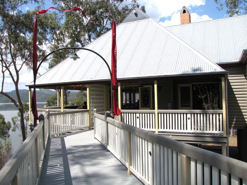 Brisbane Valley Highway, Wivenhoe Pocket QLD 4306