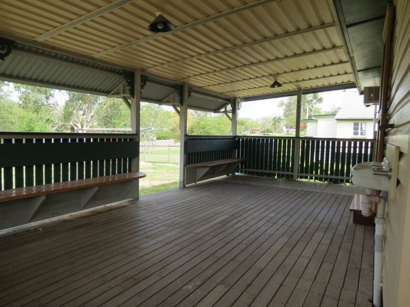 44 George Street, Linville QLD 4306