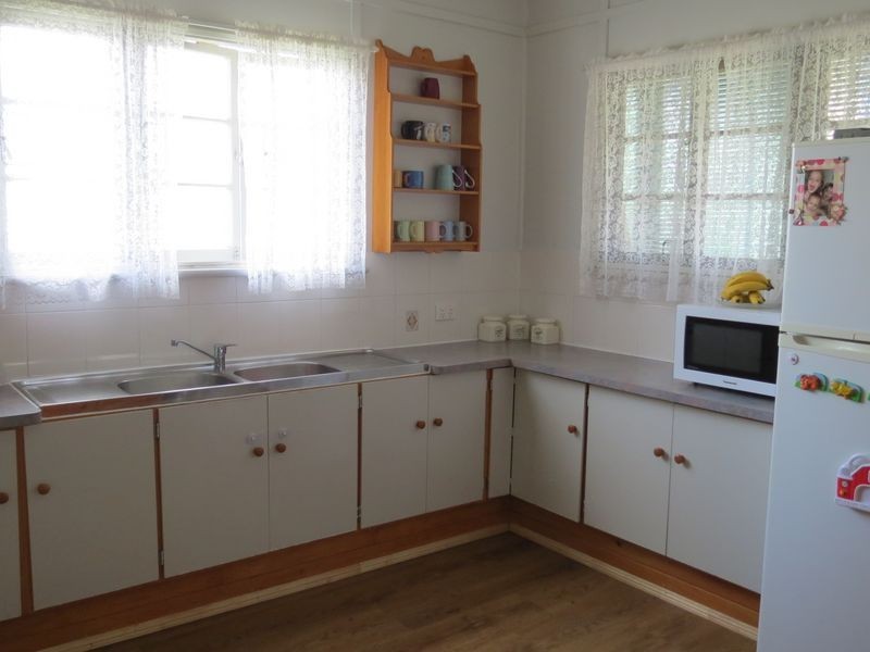 80 Eskdale Road, Toogoolawah QLD 4313