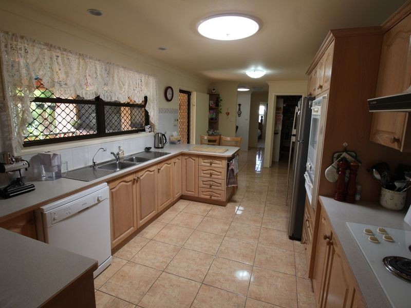 85 Eskdale Road, Toogoolawah QLD 4313