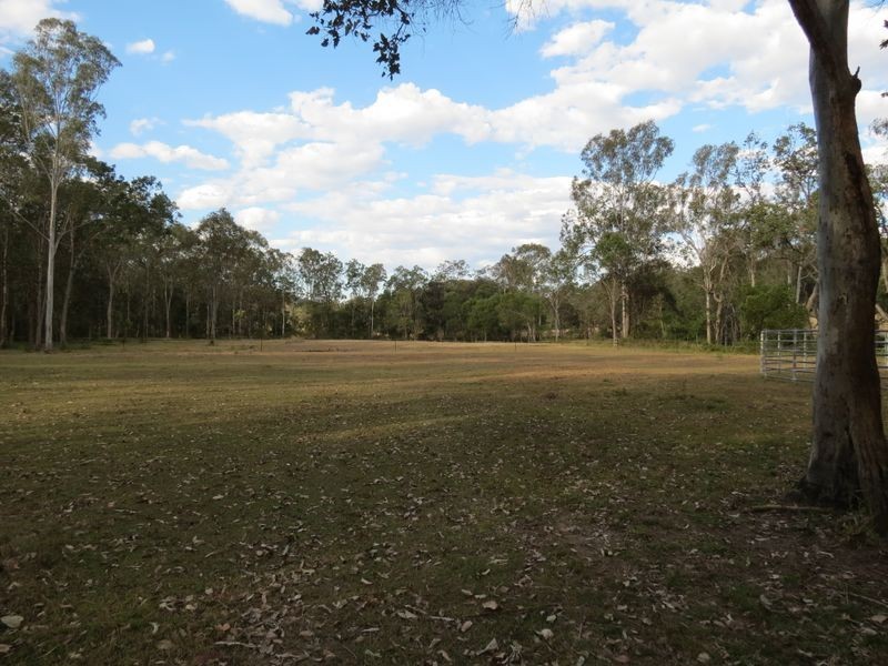 1049 Esk Hampton Road, Esk QLD 4312