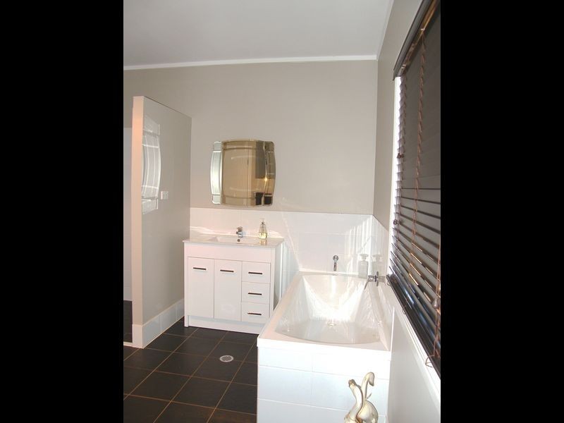 Mount Hallen QLD 4312