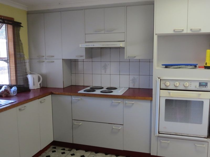 28 George Street, Linville QLD 4306