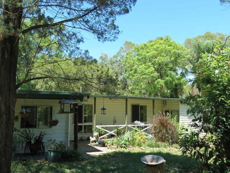 59 Elm Street Esk, Esk QLD 4312