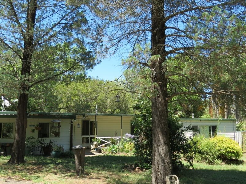 59 Elm Street Esk, Esk QLD 4312