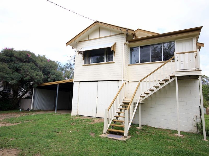 282 Ipswich Street, Esk QLD 4312