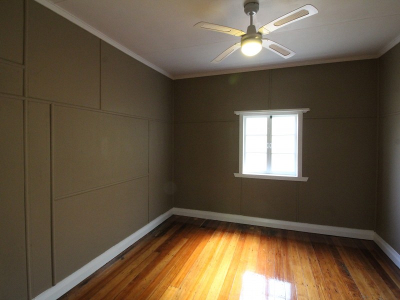 20 Crest Court, Esk QLD 4312