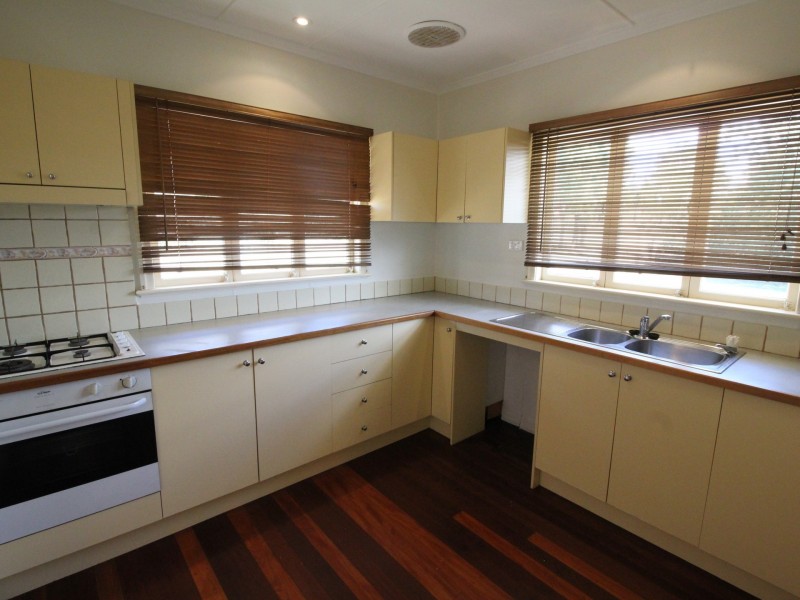 53 Dingyarra Street, Toogoolawah QLD 4313