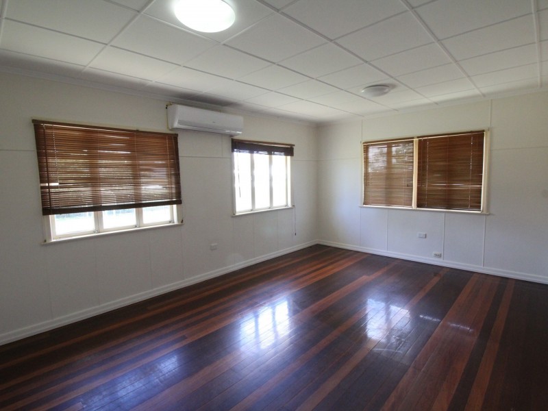 53 Dingyarra Street, Toogoolawah QLD 4313