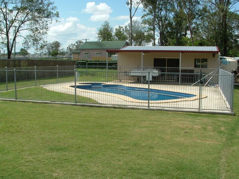 21 Mary Street, Toogoolawah QLD 4313
