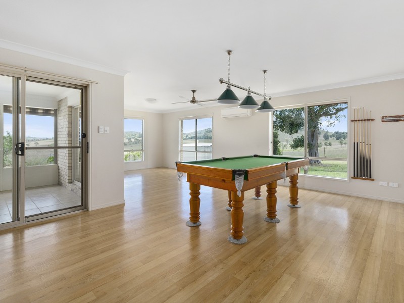 98 Angledale Lane, Toogoolawah QLD 4313