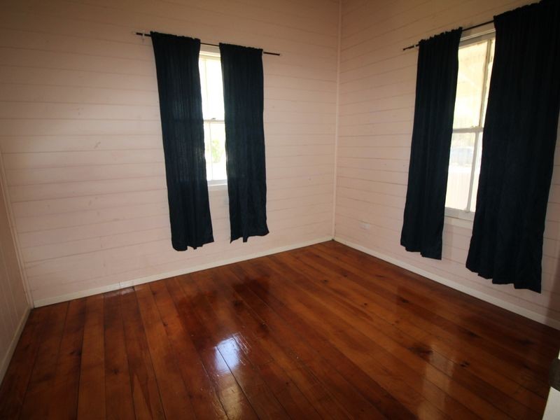 60 Charles Street, Toogoolawah QLD 4313