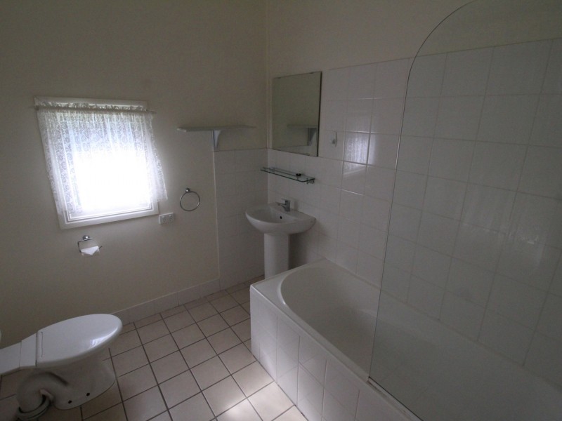 53 Highland Street, Esk QLD 4312