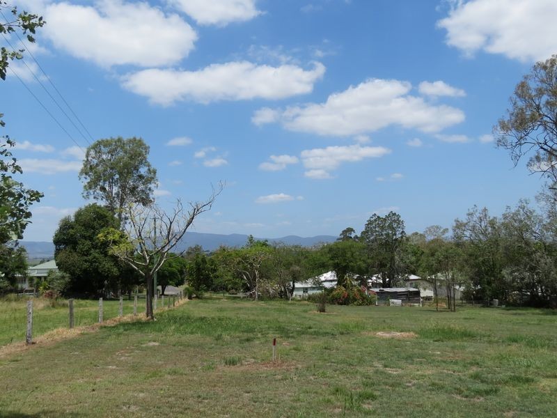 59 Bellambi Street, Toogoolawah QLD 4313