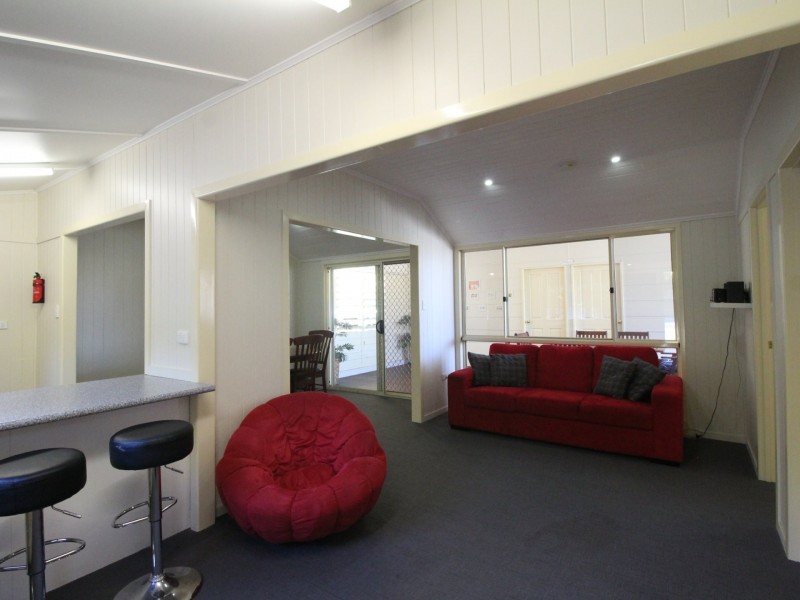 9 Edward Street, Somerset Dam QLD 4312