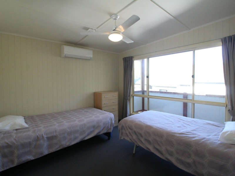 9 Edward Street, Somerset Dam QLD 4312