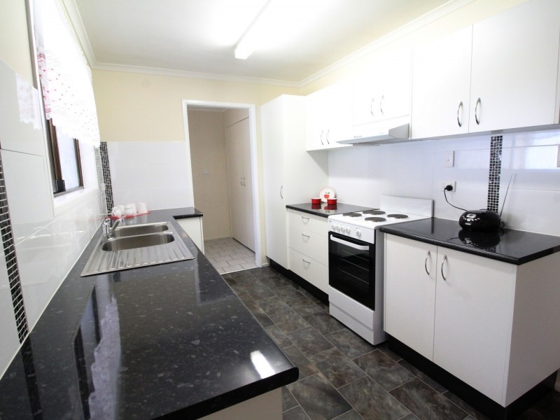 52 Charles Street, Toogoolawah QLD 4313
