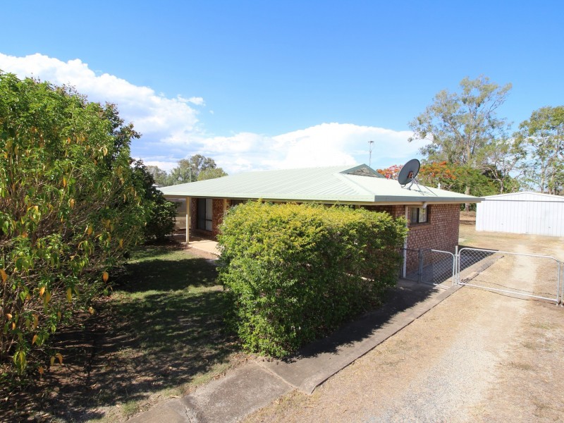 52 Charles Street, Toogoolawah QLD 4313