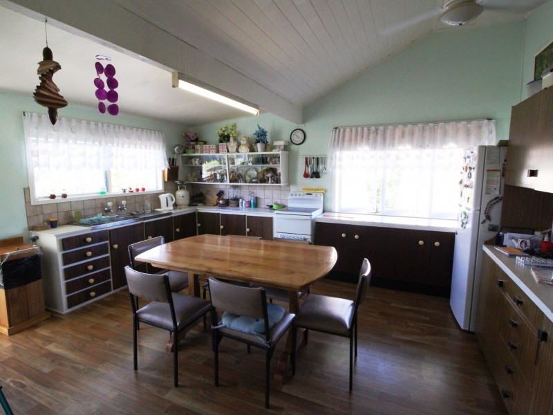 53 Eskdale Road, Toogoolawah QLD 4313