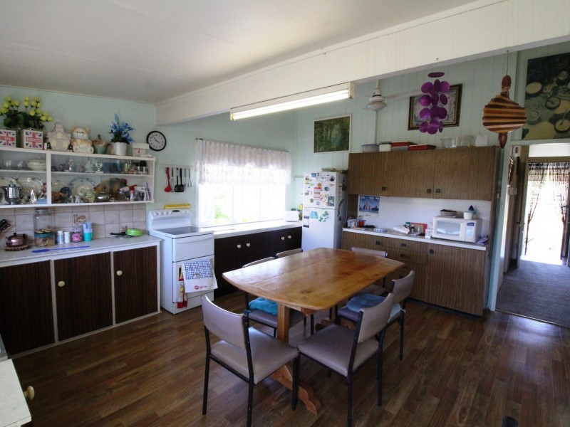 53 Eskdale Road, Toogoolawah QLD 4313