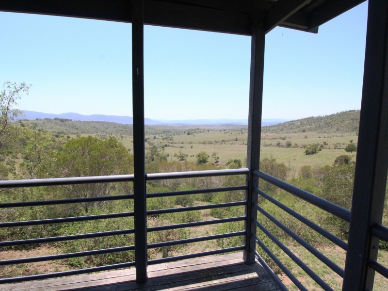 225 Wolffs Lane, Toogoolawah QLD 4313
