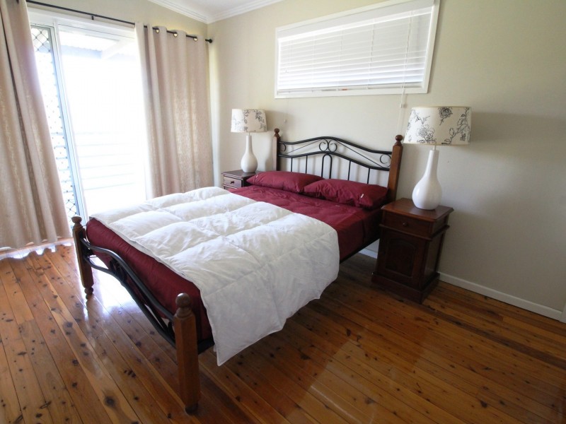 225 Wolffs Lane, Toogoolawah QLD 4313