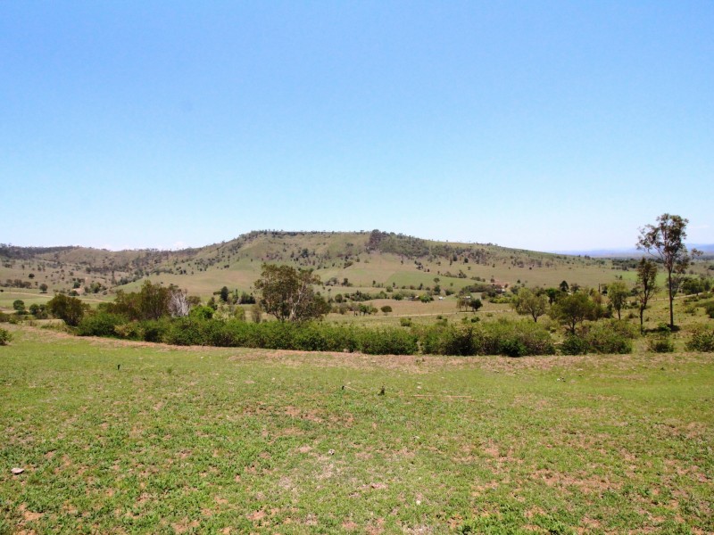 225 Wolffs Lane, Toogoolawah QLD 4313
