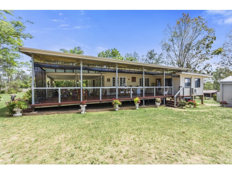 106 Dunlop Road, Esk QLD 4312