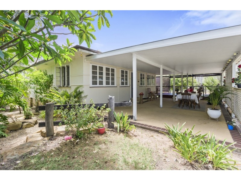 106 Dunlop Road, Esk QLD 4312