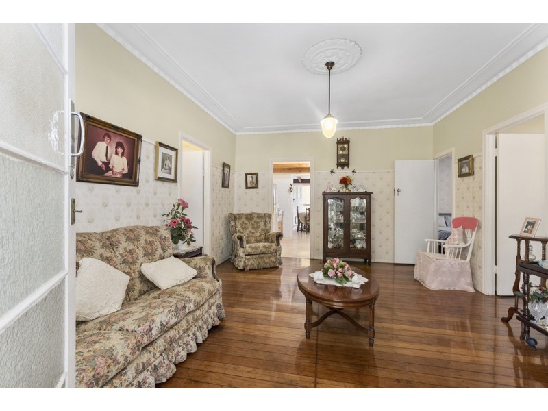 106 Dunlop Road, Esk QLD 4312