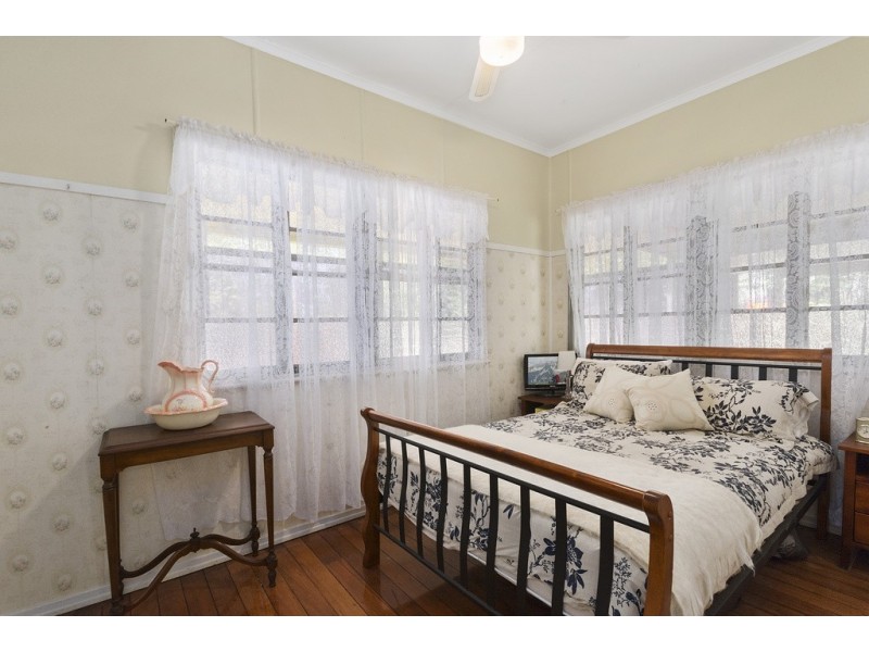 106 Dunlop Road, Esk QLD 4312