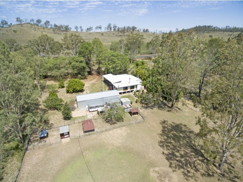 106 Dunlop Road, Esk QLD 4312