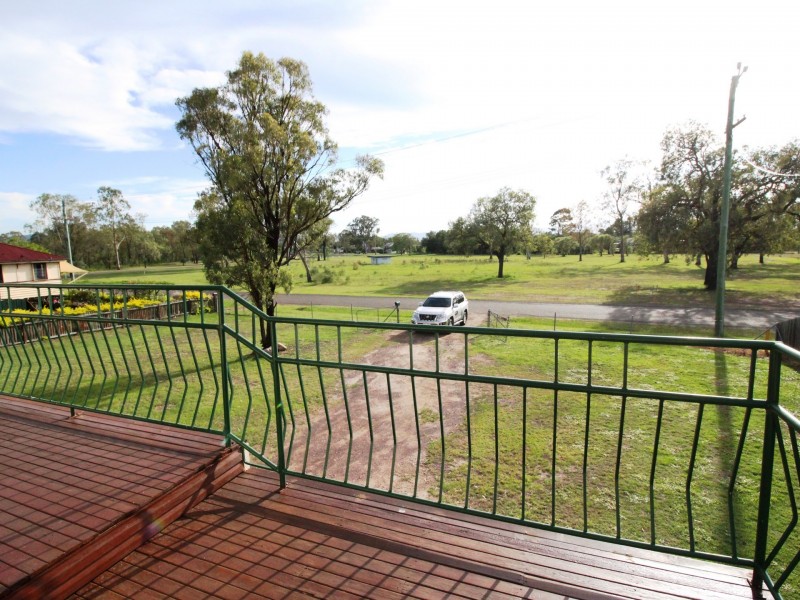 25 Gardner Street, Toogoolawah QLD 4313