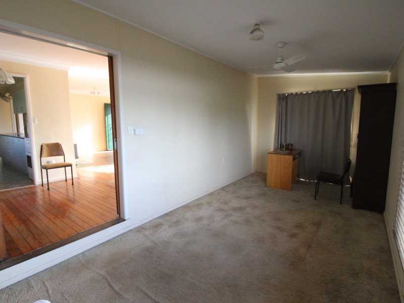 25 Gardner Street, Toogoolawah QLD 4313