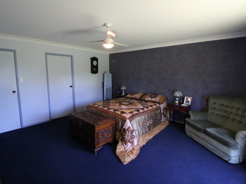 112 Dunlop Road, Esk QLD 4312
