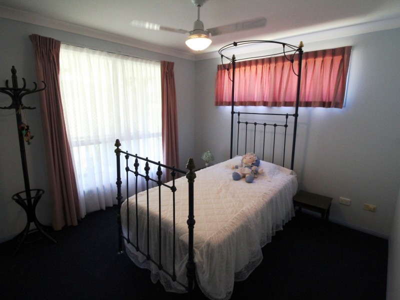 112 Dunlop Road, Esk QLD 4312