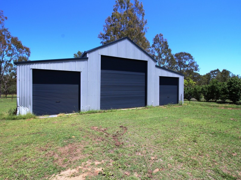 112 Dunlop Road, Esk QLD 4312
